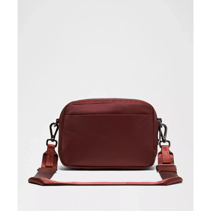 LuluLemon Crossbody 2L Rockwood #2230