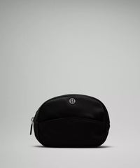 Lululemon City Essentials Pouch Mini 2L | Black/Silver