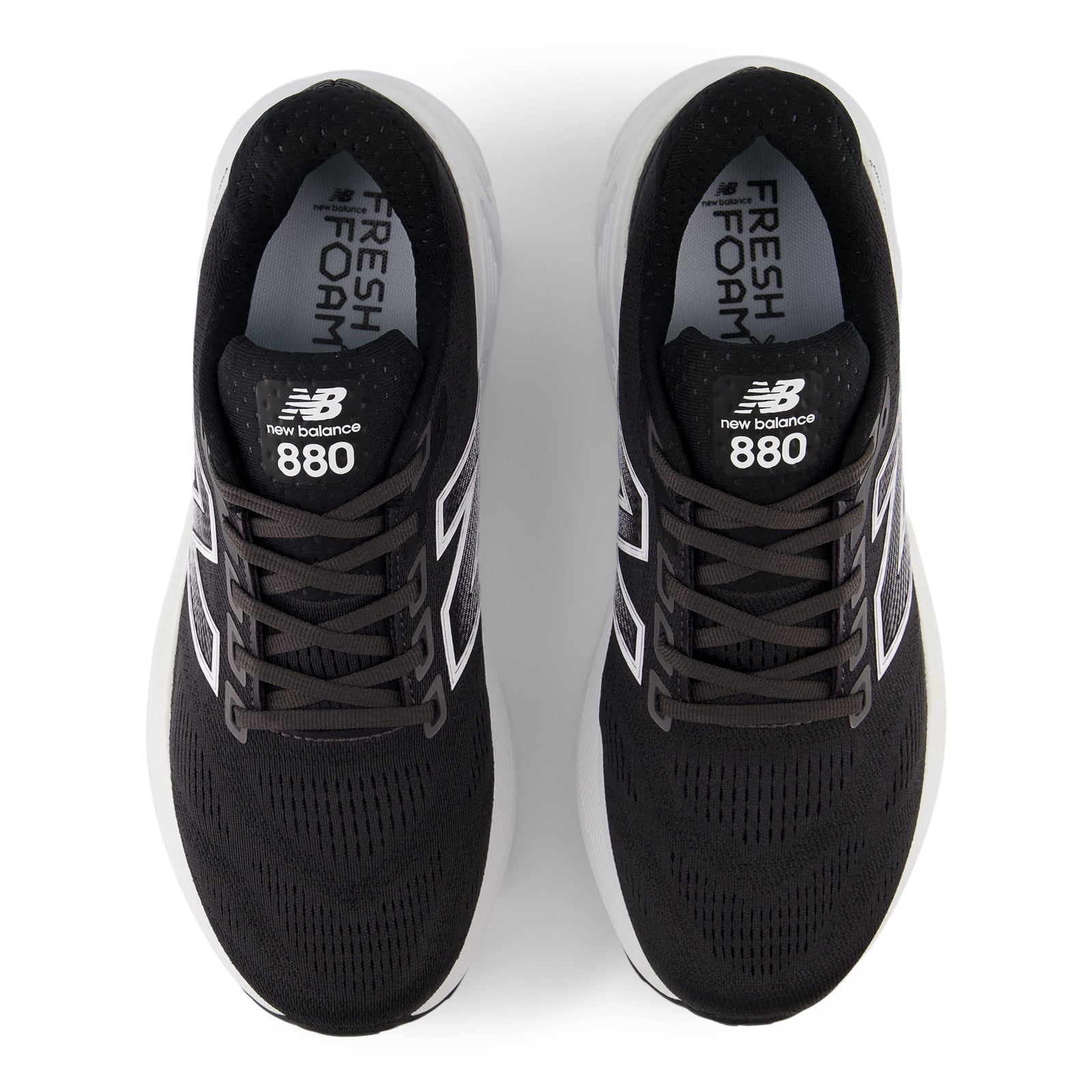 New Balance Men's Fresh Foam X 880v15 in Black with NB 103 White and Reflection