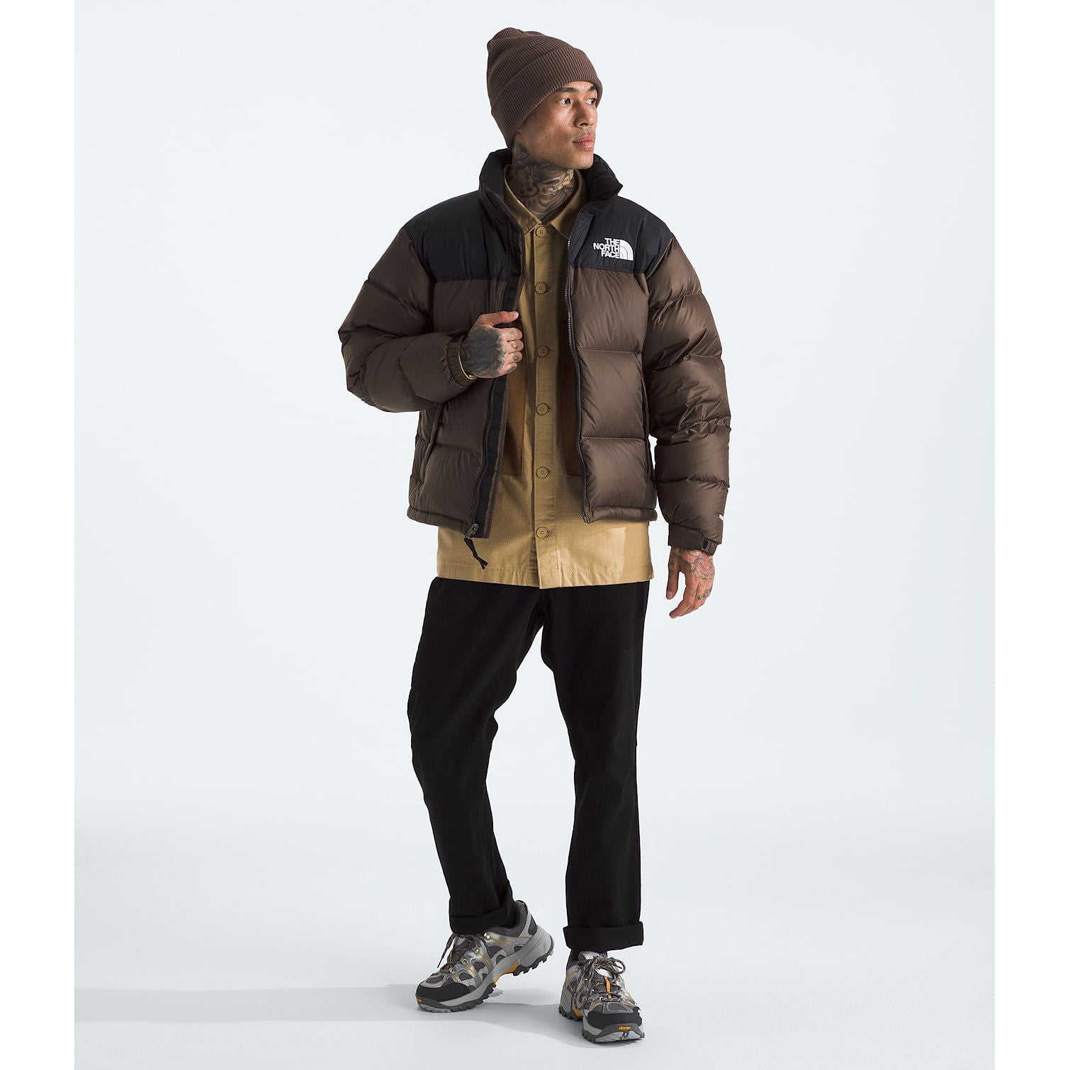 #color_smokey-brown-tnf-black