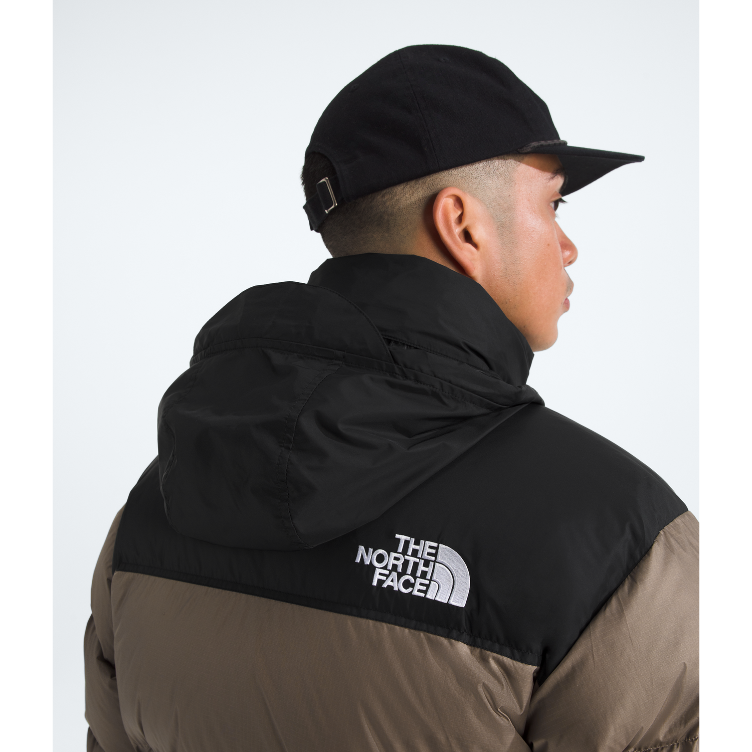 The North Face Men's 1996 Retro Nuptse Jacket in Mocha Brown/TNF Black