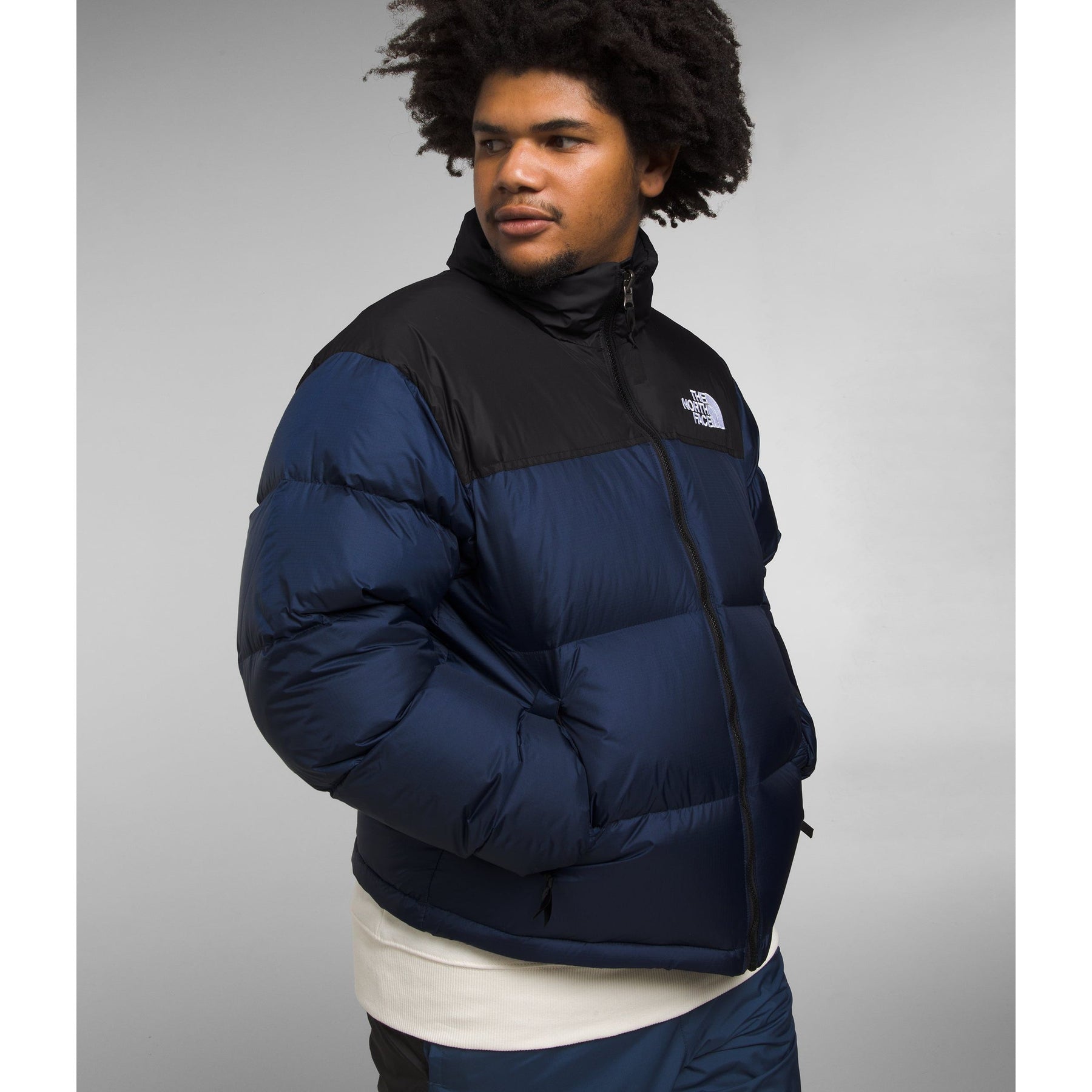 The North Face Men's 1996 Retro Nuptse Jacket in Summit Navy TNF