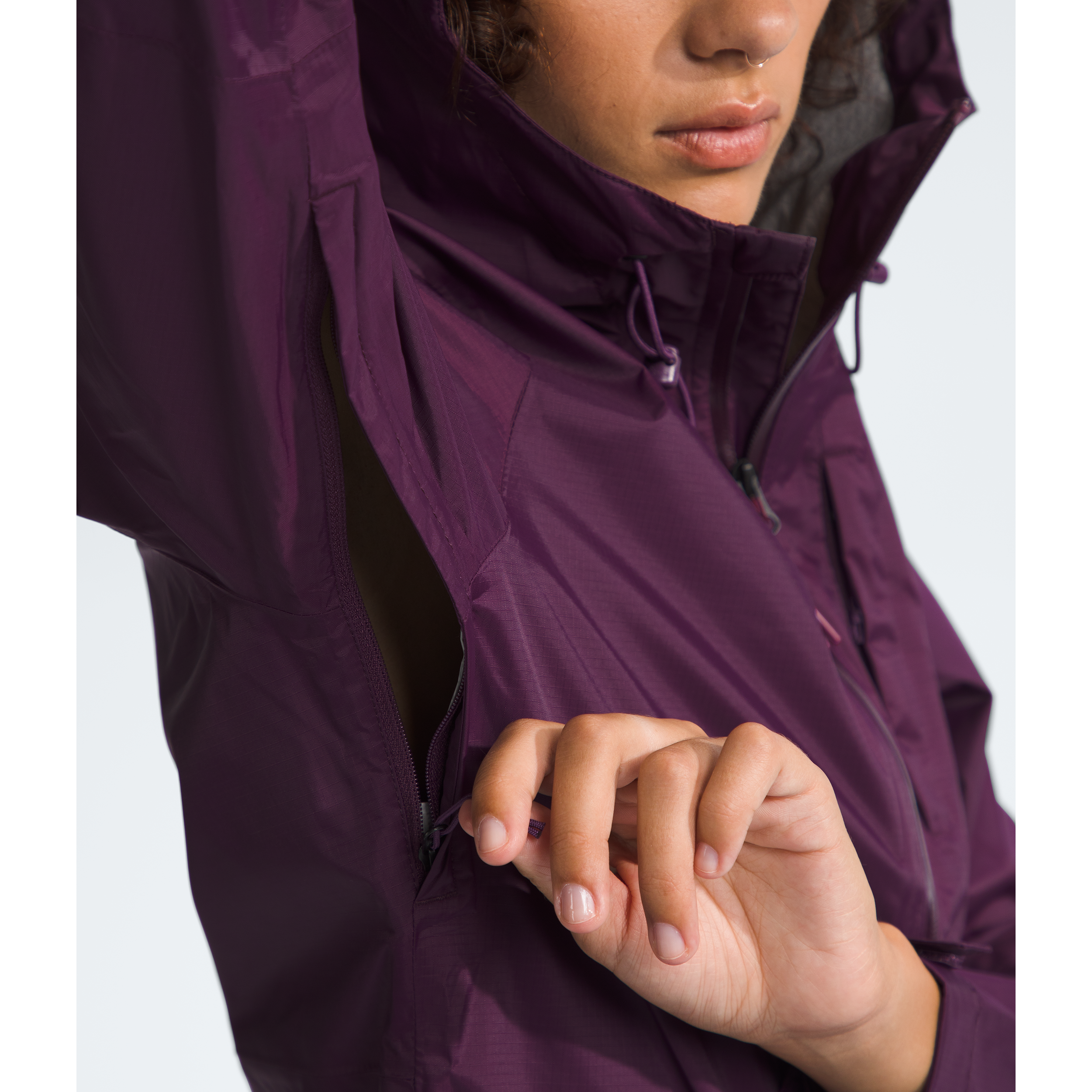 The North Face Women’s Alta Vista Jacket in Black Currant Purple  Women's Apparel