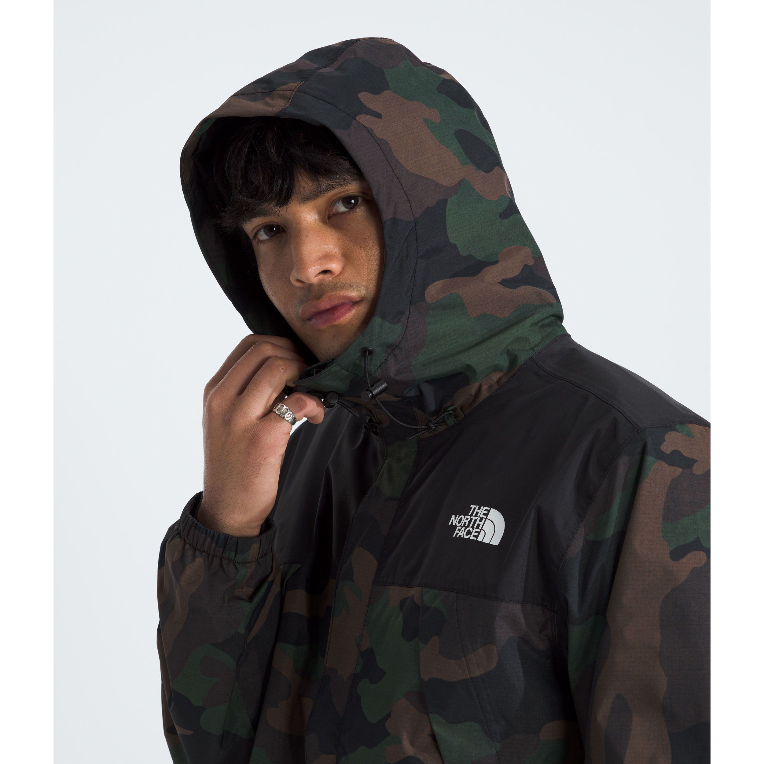 #color_tnf-black-tnf-camo-print