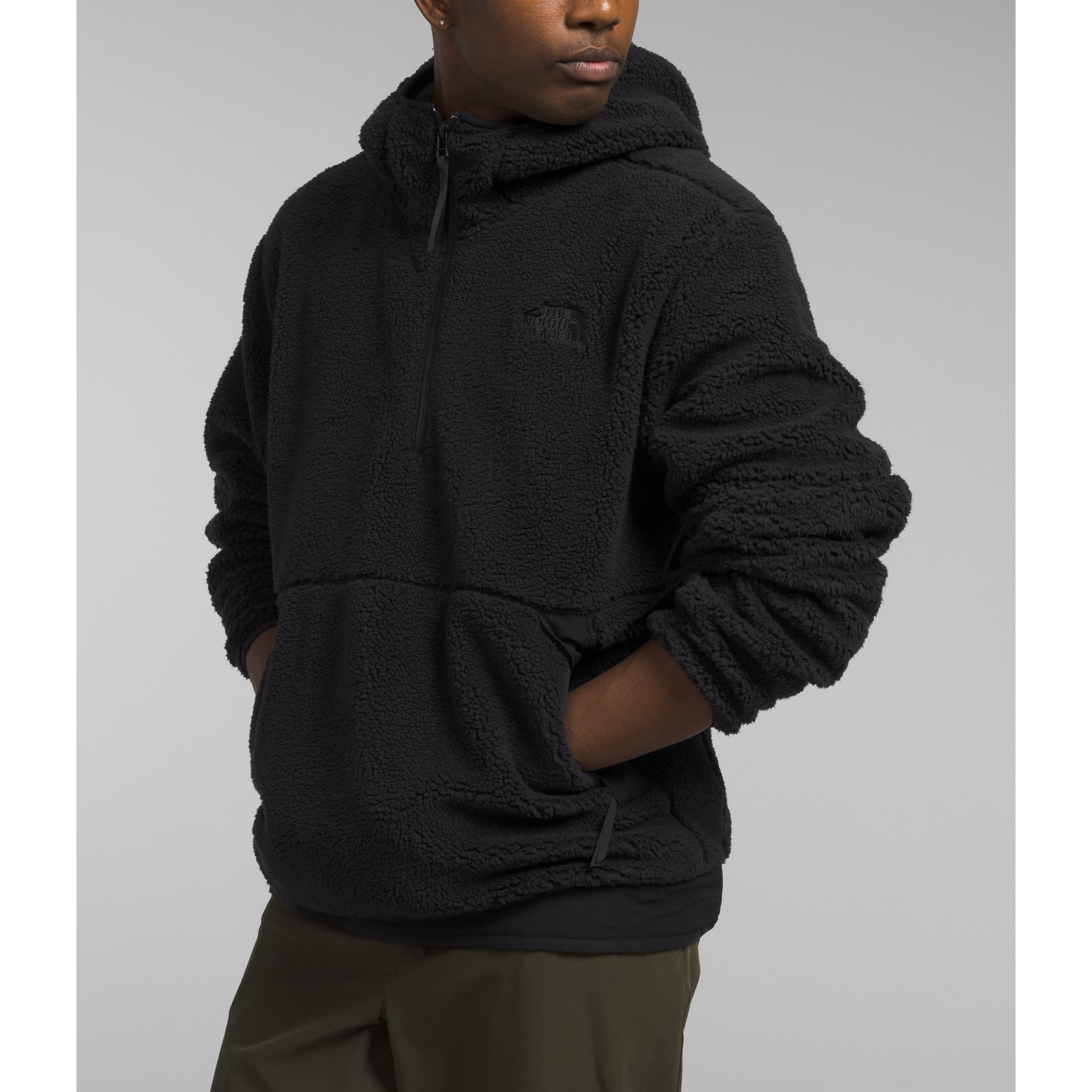 The North Face Men's Campshire Fleece Hoodie in Black  Men's Apparel