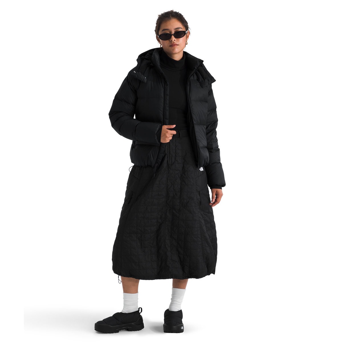 #color_tnf-black