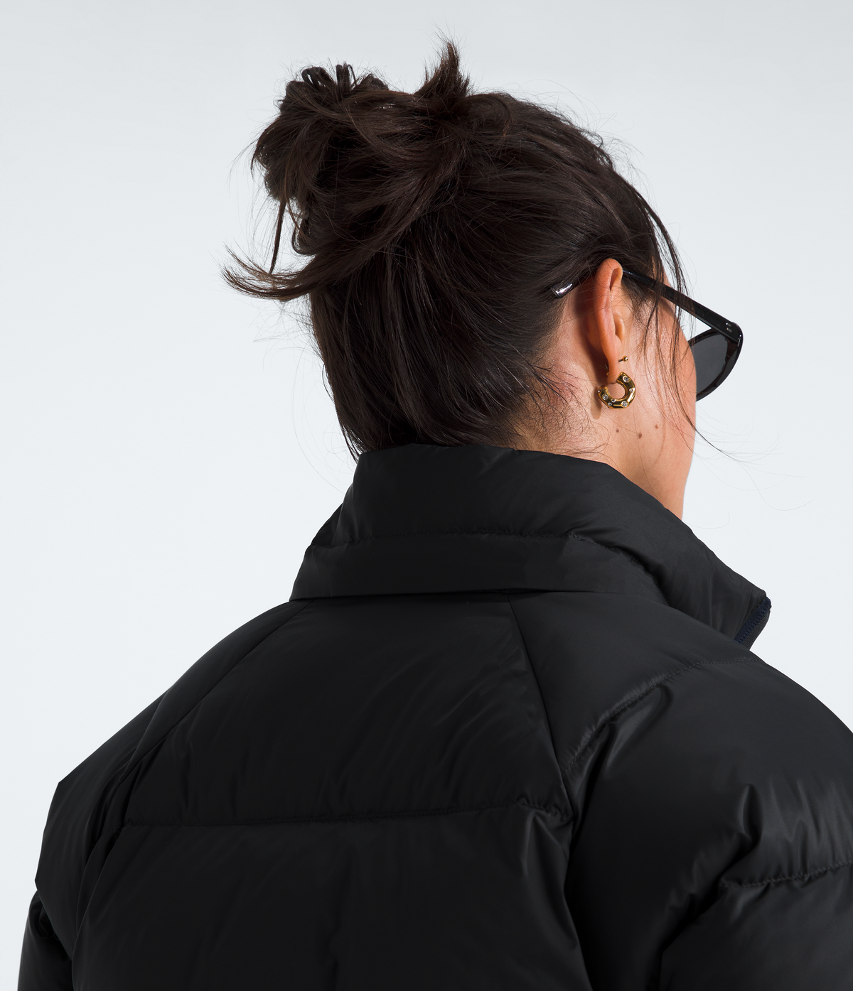 #color_tnf-black