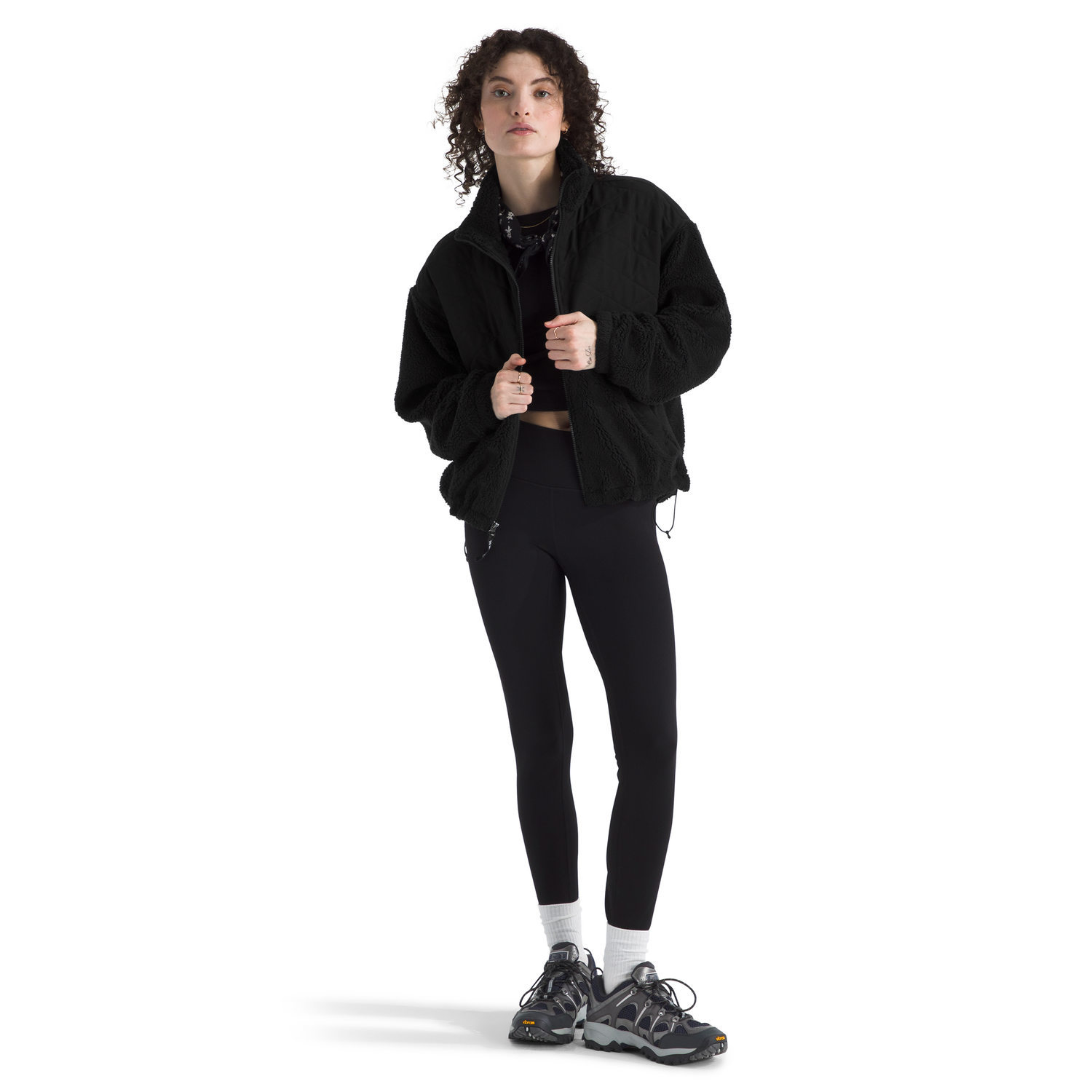 #color_tnf-black