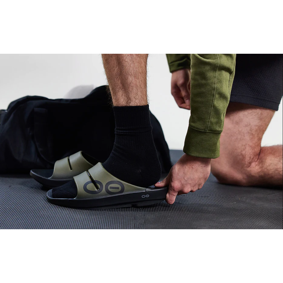 OOFOS Unisex OOahh Sports Sandals in Tactical Green  Men's Footwear