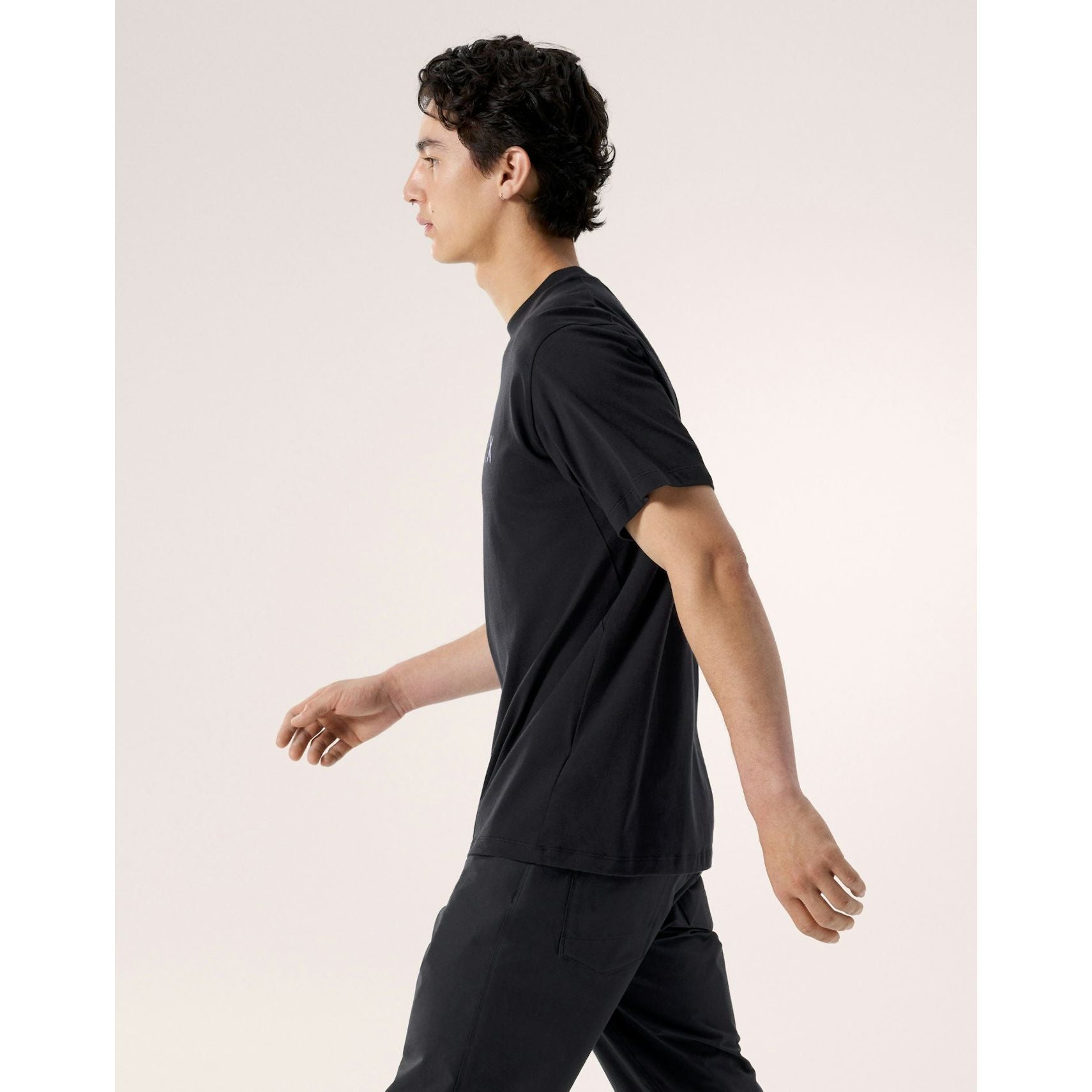 #color_black-fluidity