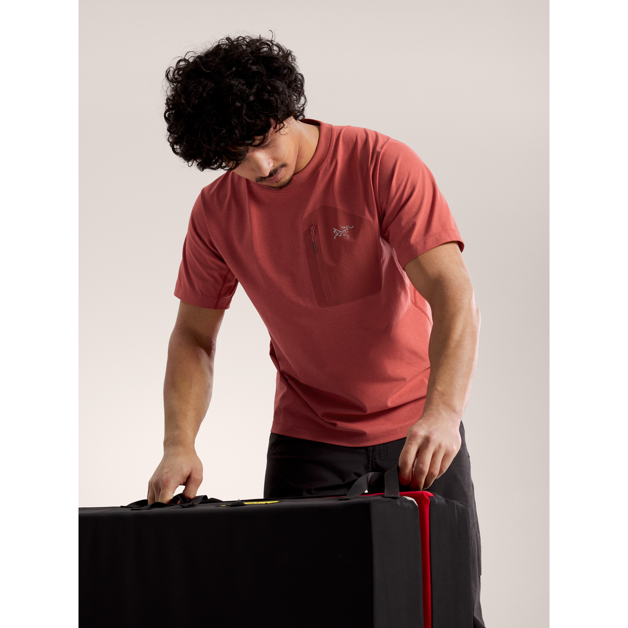 Arc'teryx Men's Konseal Pocket SS