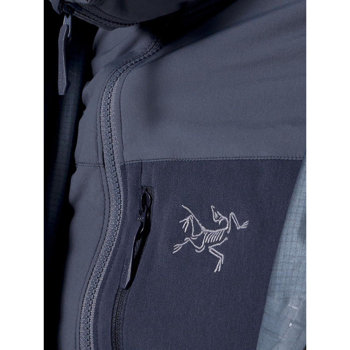 #color_dk-stratus-black-sapphire