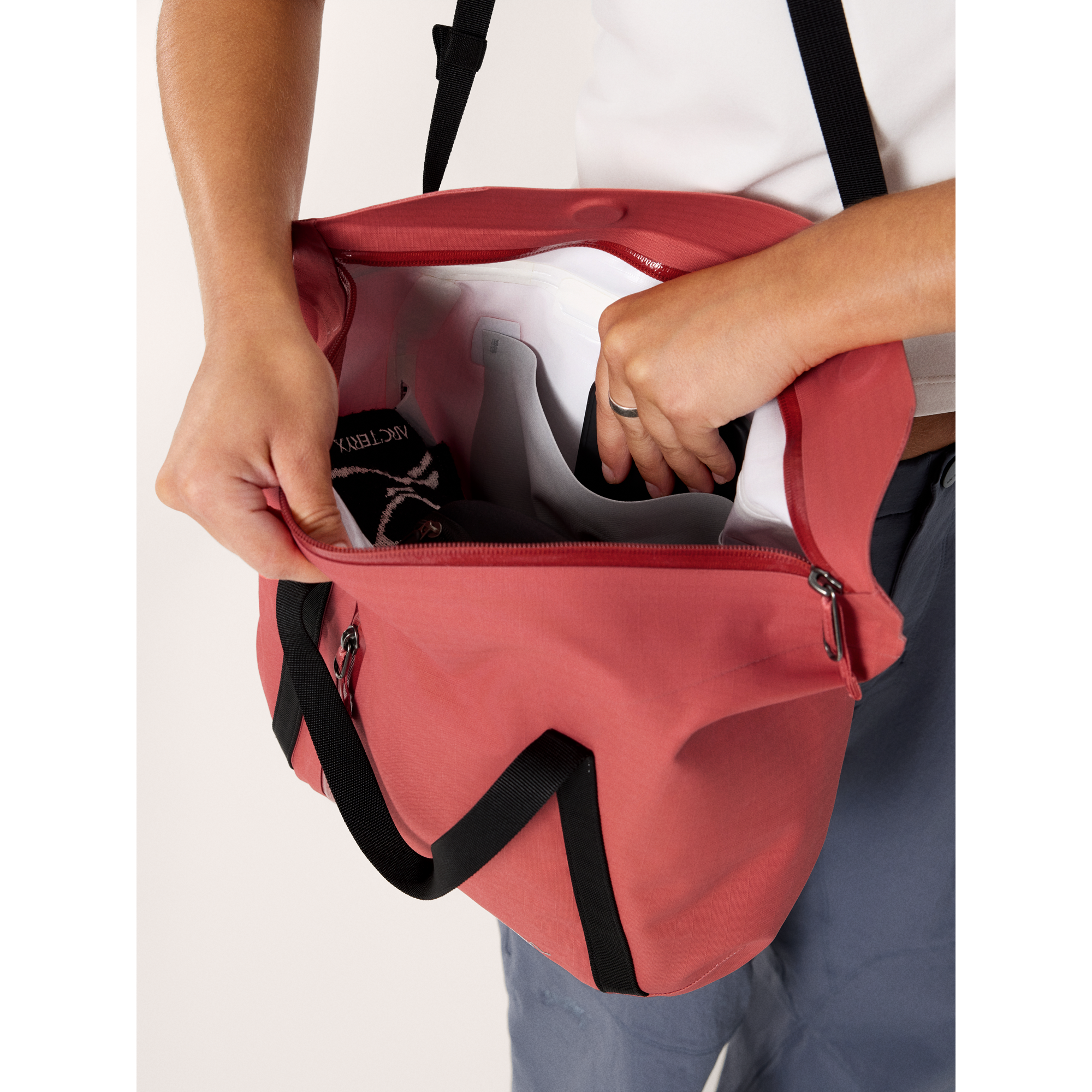 Arc'teryx Granville Shoulder Bag Arc'teryx Granville Shoulder Bag