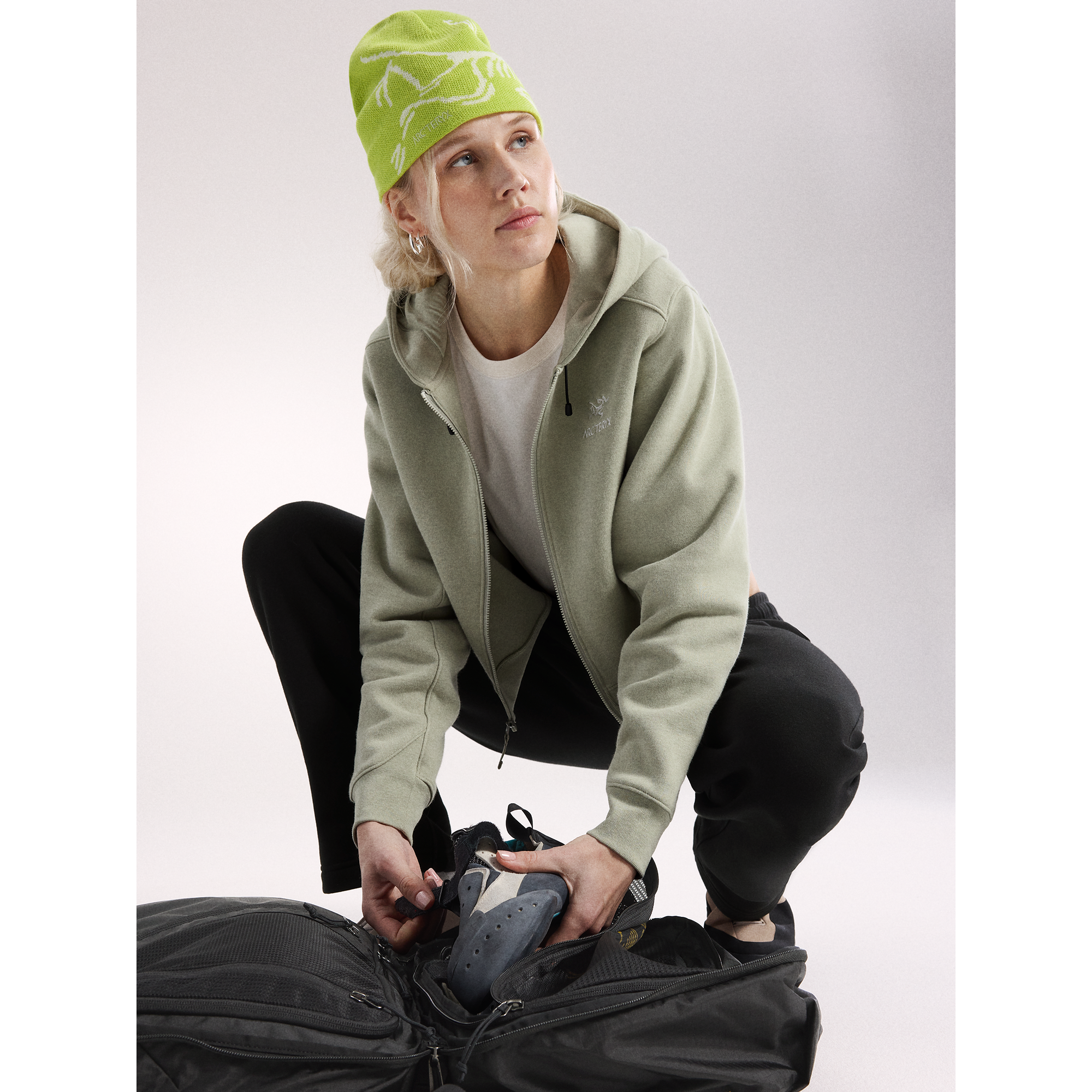 Arc'teryx Women's Emblem Fleece Full Zip Crop Hoody