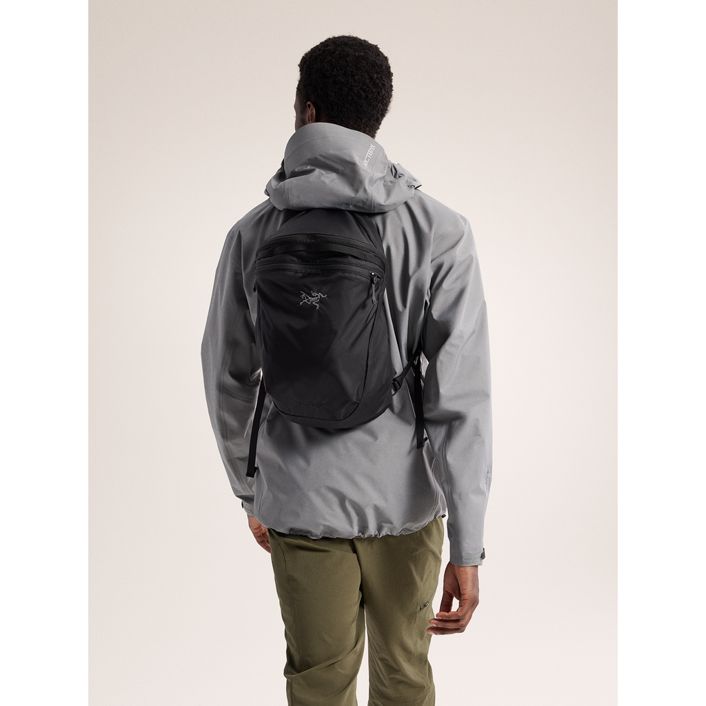 Arc'teryx Heliad 15 Backpack in Black