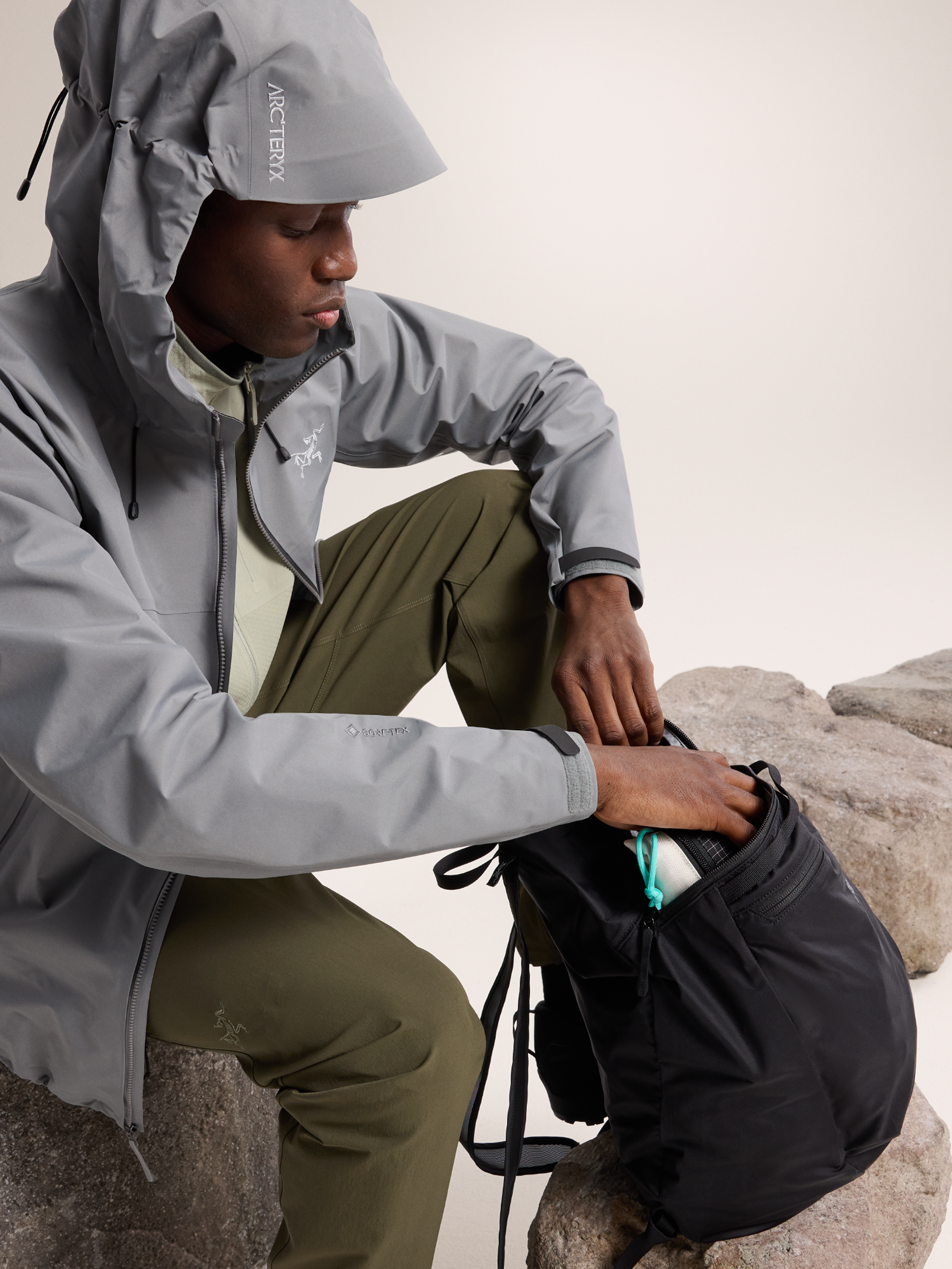Arc'teryx Heliad 15 Backpack in Black
