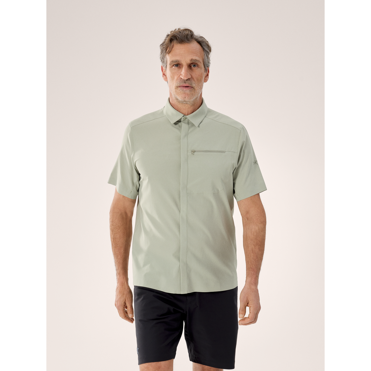 【人気】ARC'TERYX Skyline Shirt SS M's Ivory Arc'teryx Men's Skyline SS Shirt in Habitat