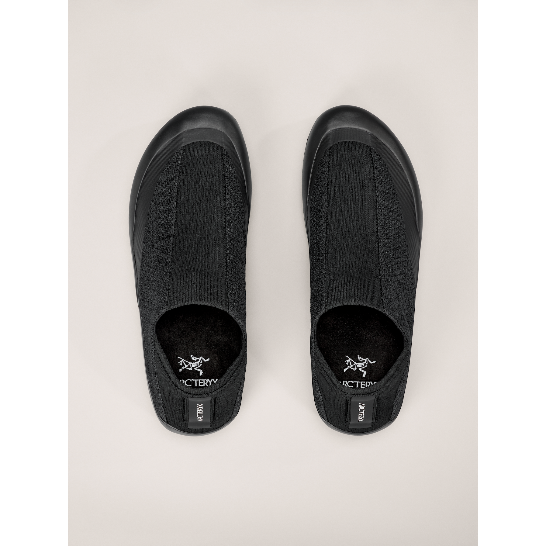 #color_black-black