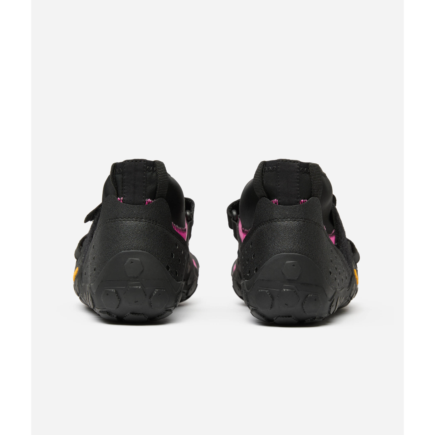 #color_fuchsia-black