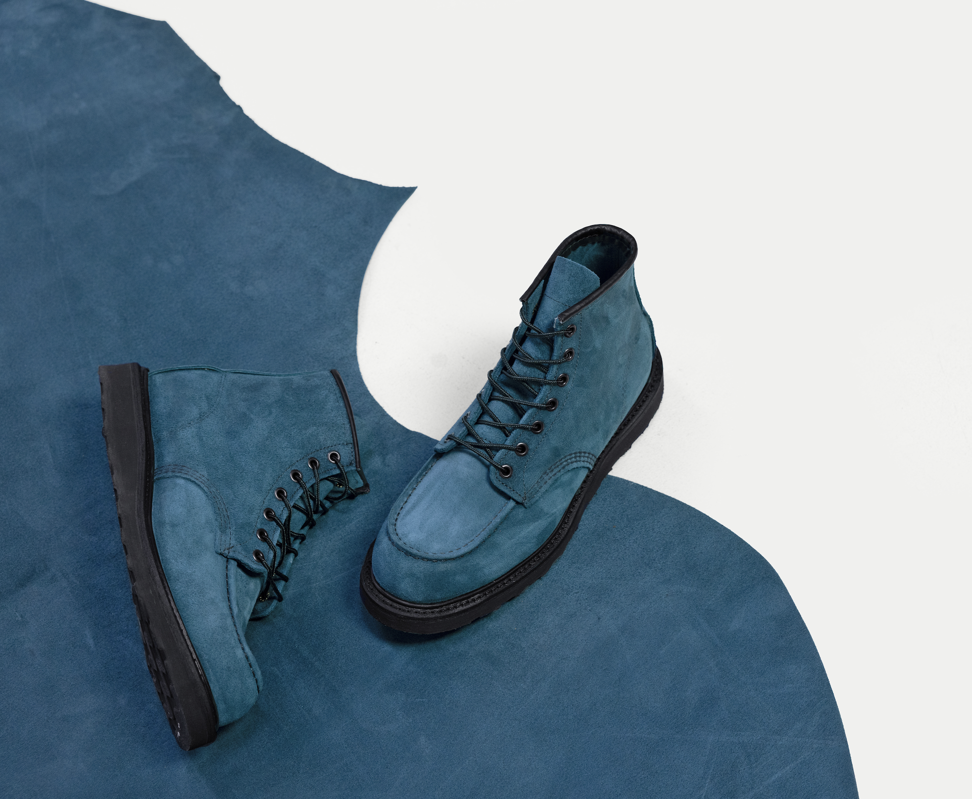 Red Wing Men's 6-Inch Classic Moc in Tidal Muleskinner