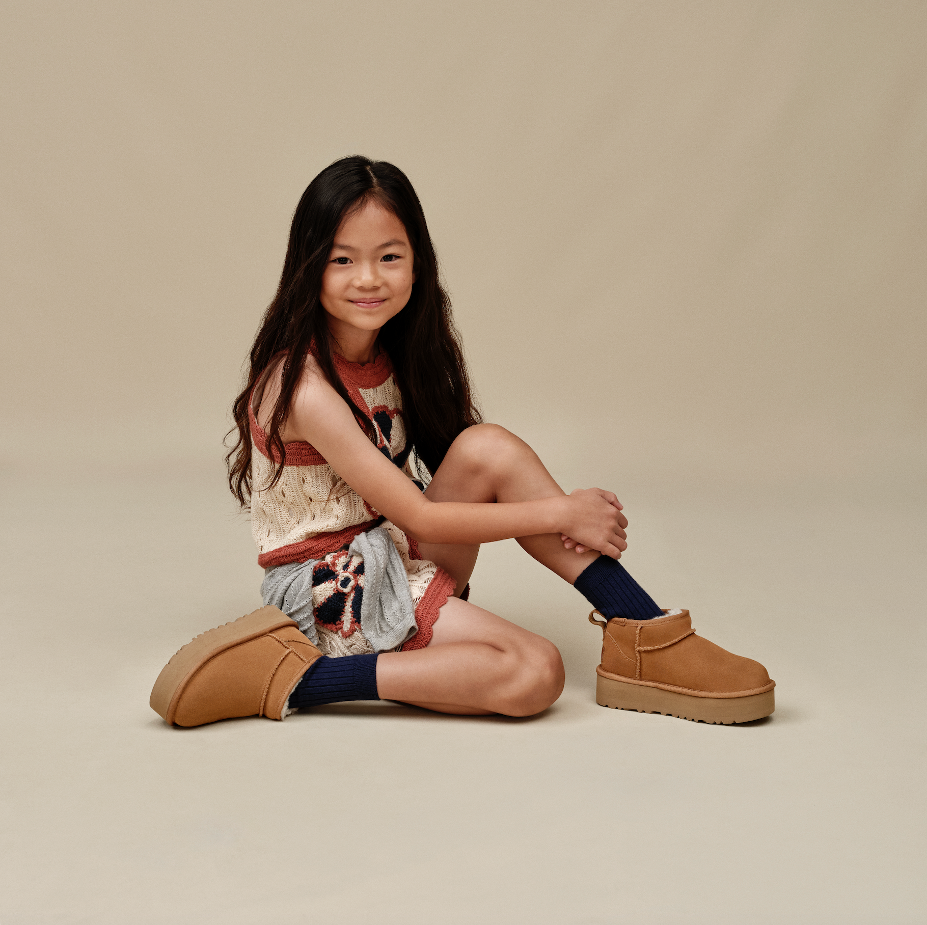 UGG Kid's Classic Ultra Mini Platform in Chestnut