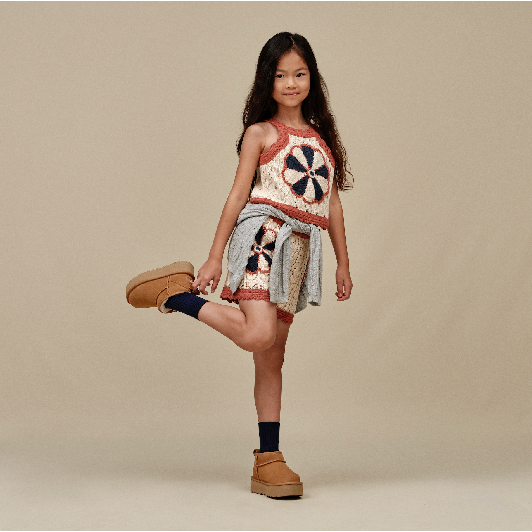 UGG Kid's Classic Ultra Mini Platform in Chestnut