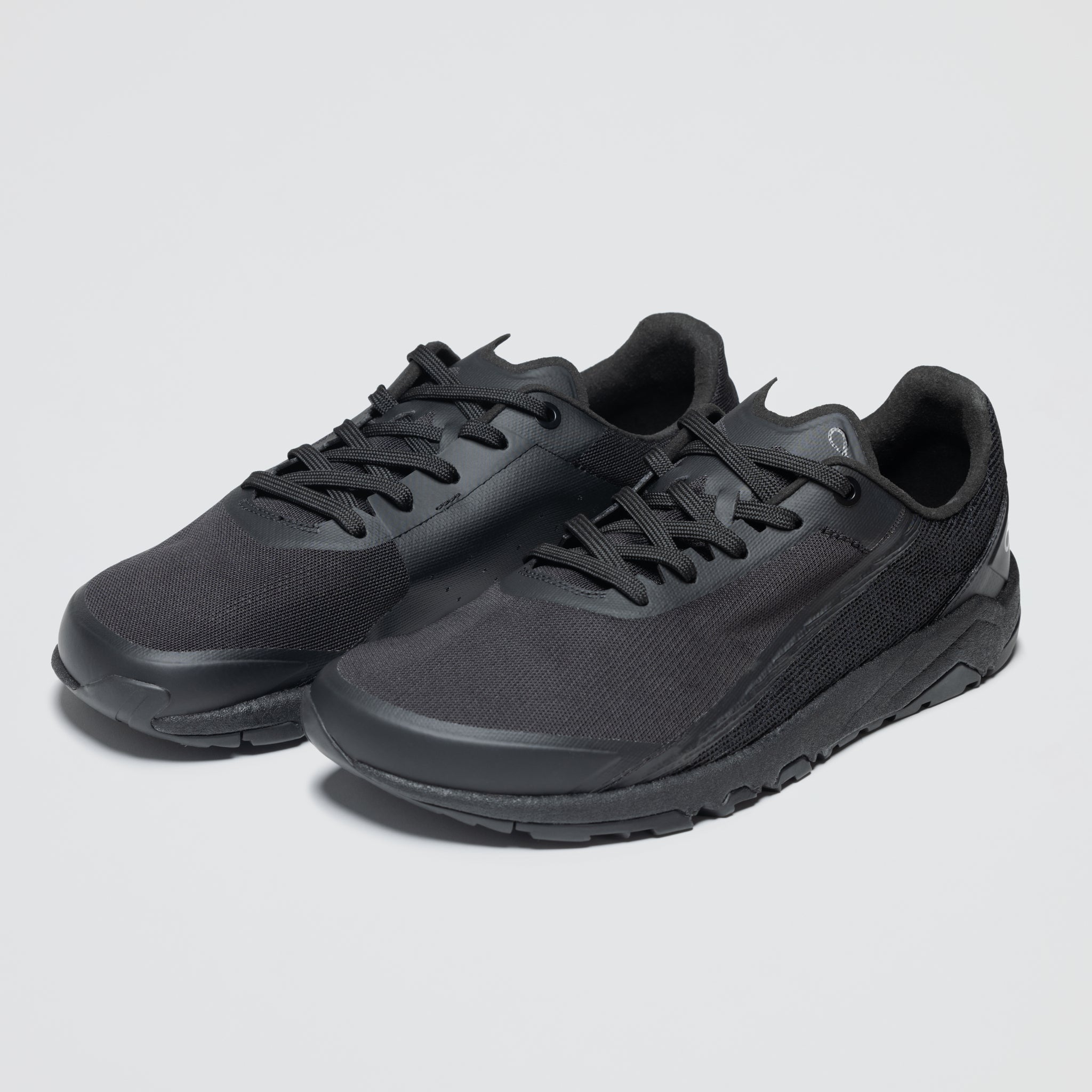 Notace スニーカー ブラック Notace Men's Yama T1 in Triple Black