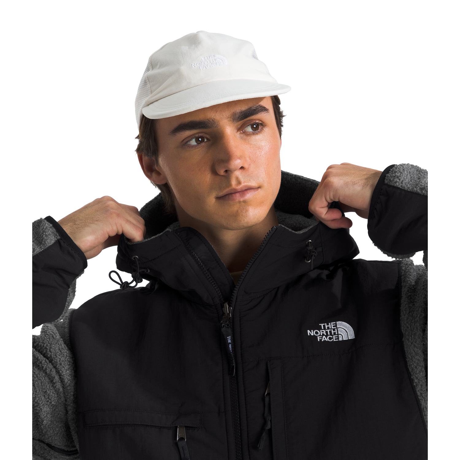 #color_tnf-medium-grey-heather-tnf-black