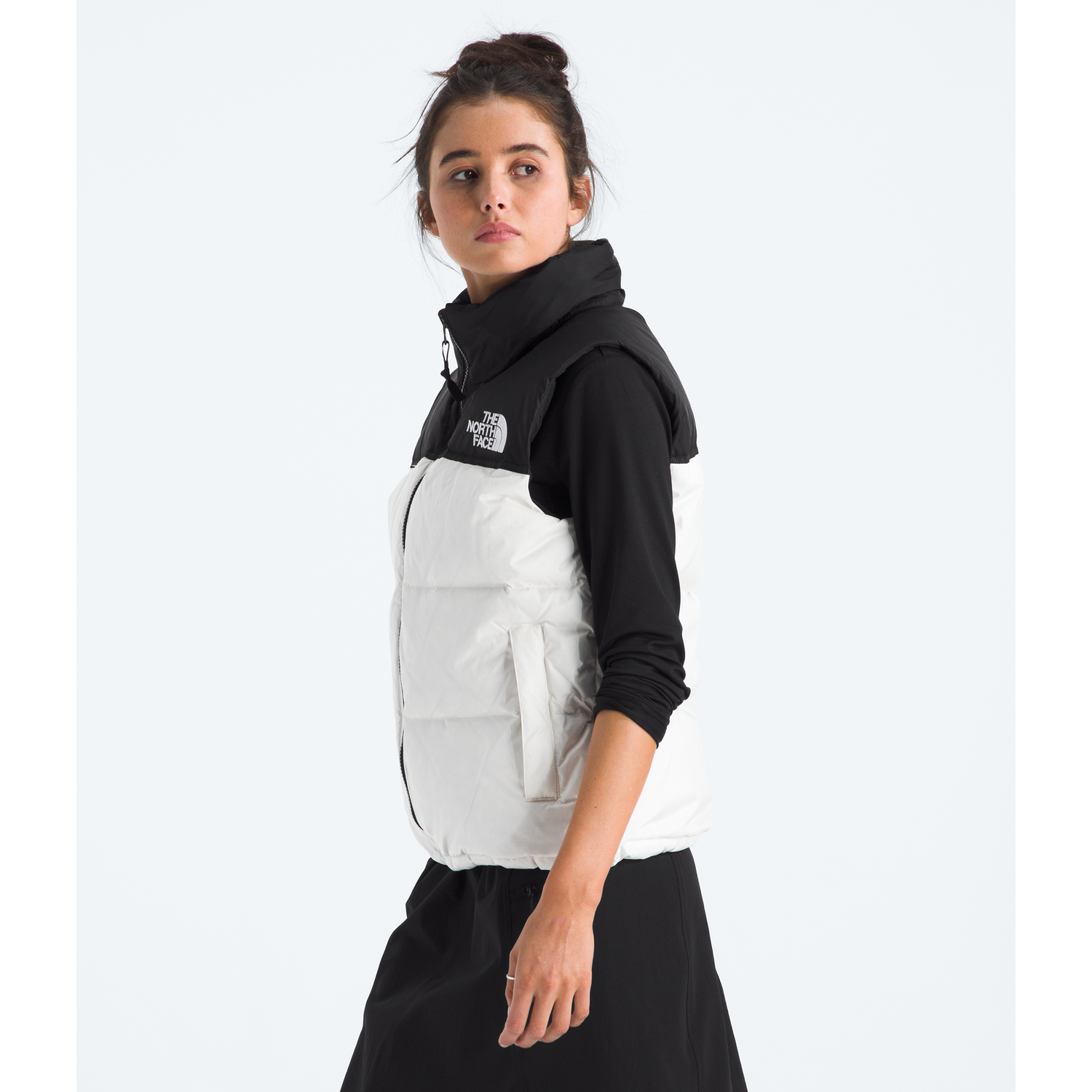 #color_tnf-white-dune-tnf-black-recycled-down