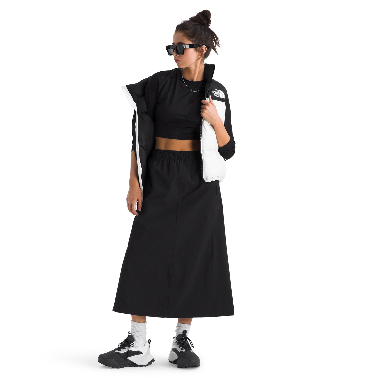 #color_tnf-white-dune-tnf-black-recycled-down
