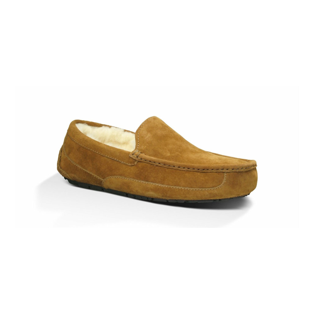 UGG Men's Ascot Slipper in Chestnut