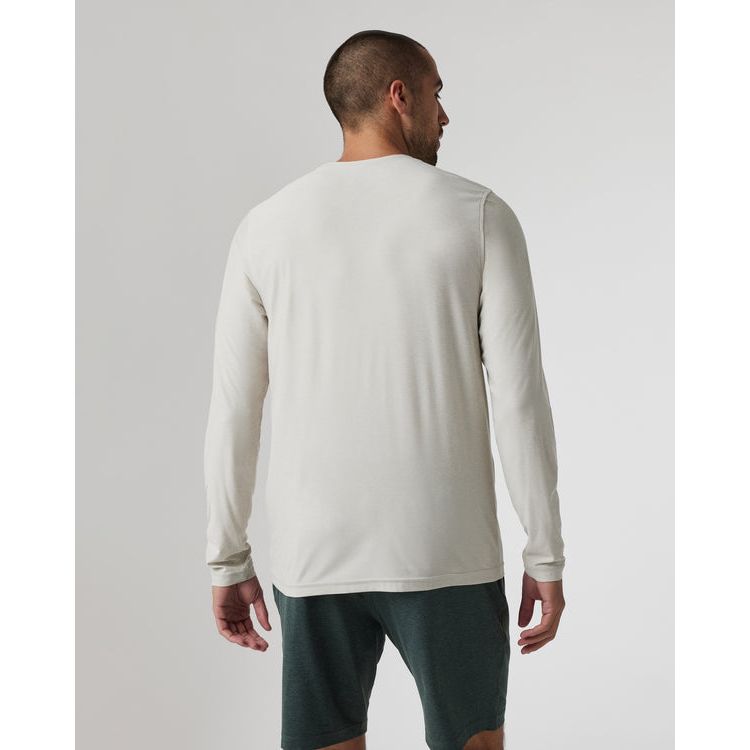 Vuori Men's Long Sleeve Strato Tech Tee in Salt Heather  Men's Apparel