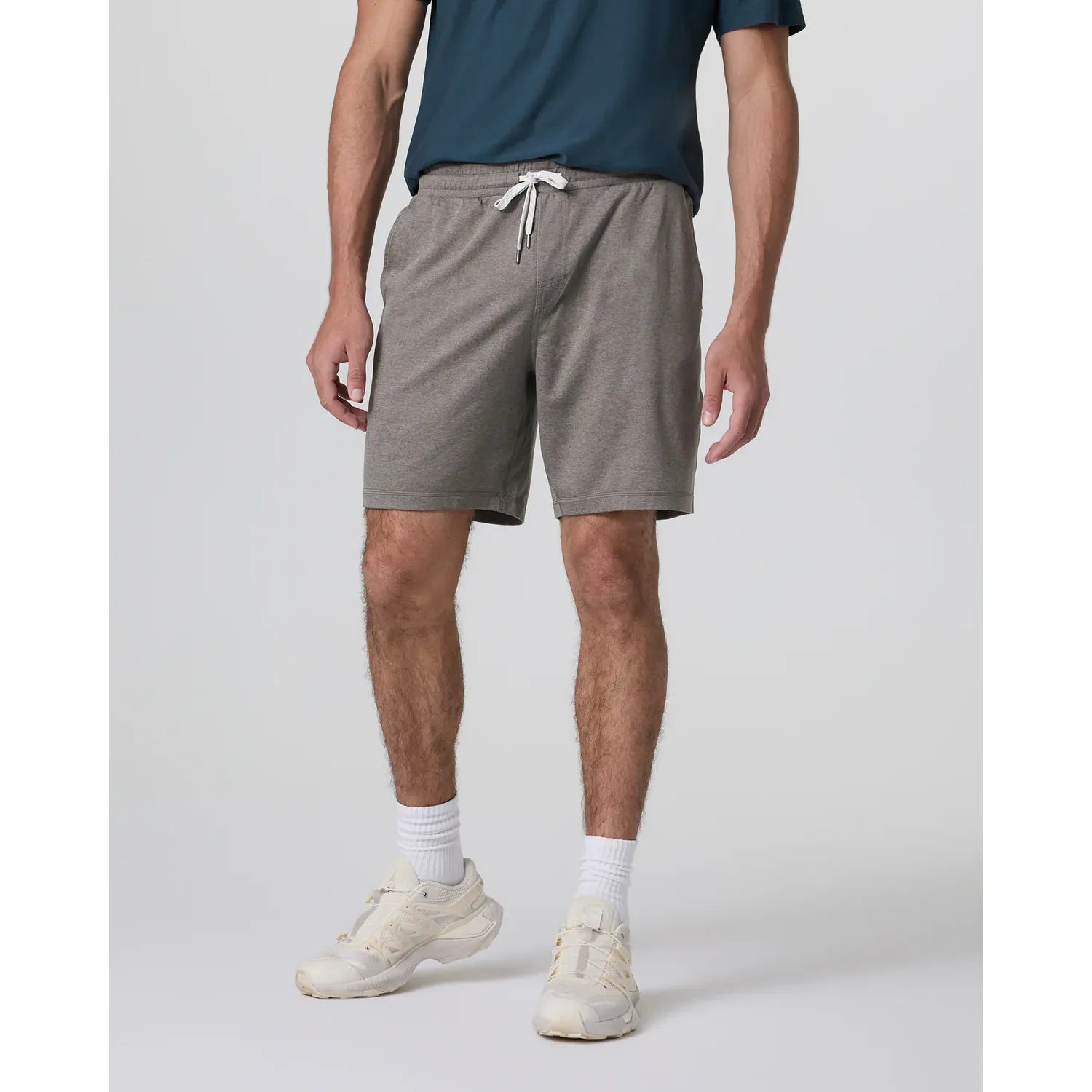 Vuori Men's Ponto Performance Short 7" in Chia Heather