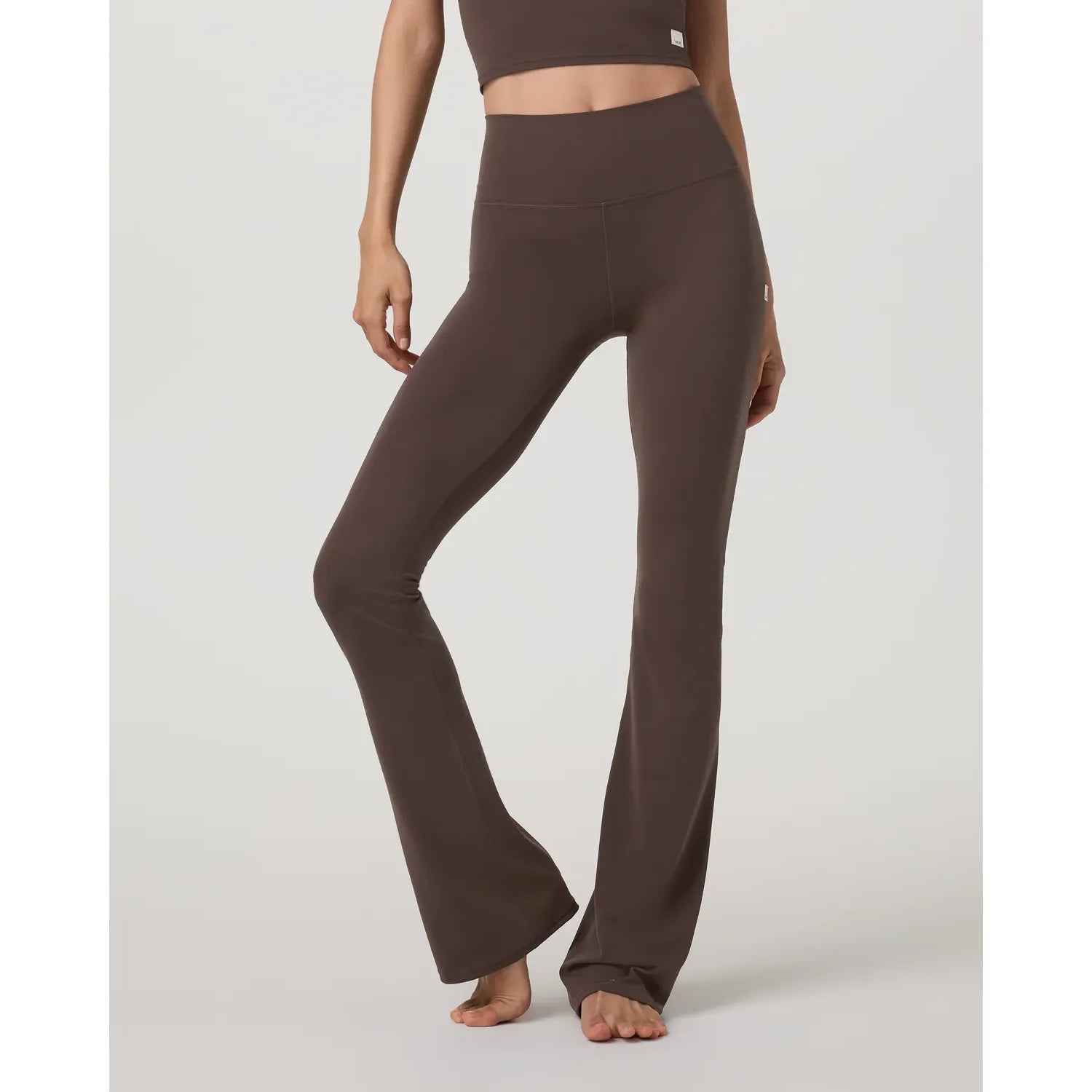 Vuori Women's AllTheFeels™ Slim Flare Pant in Java