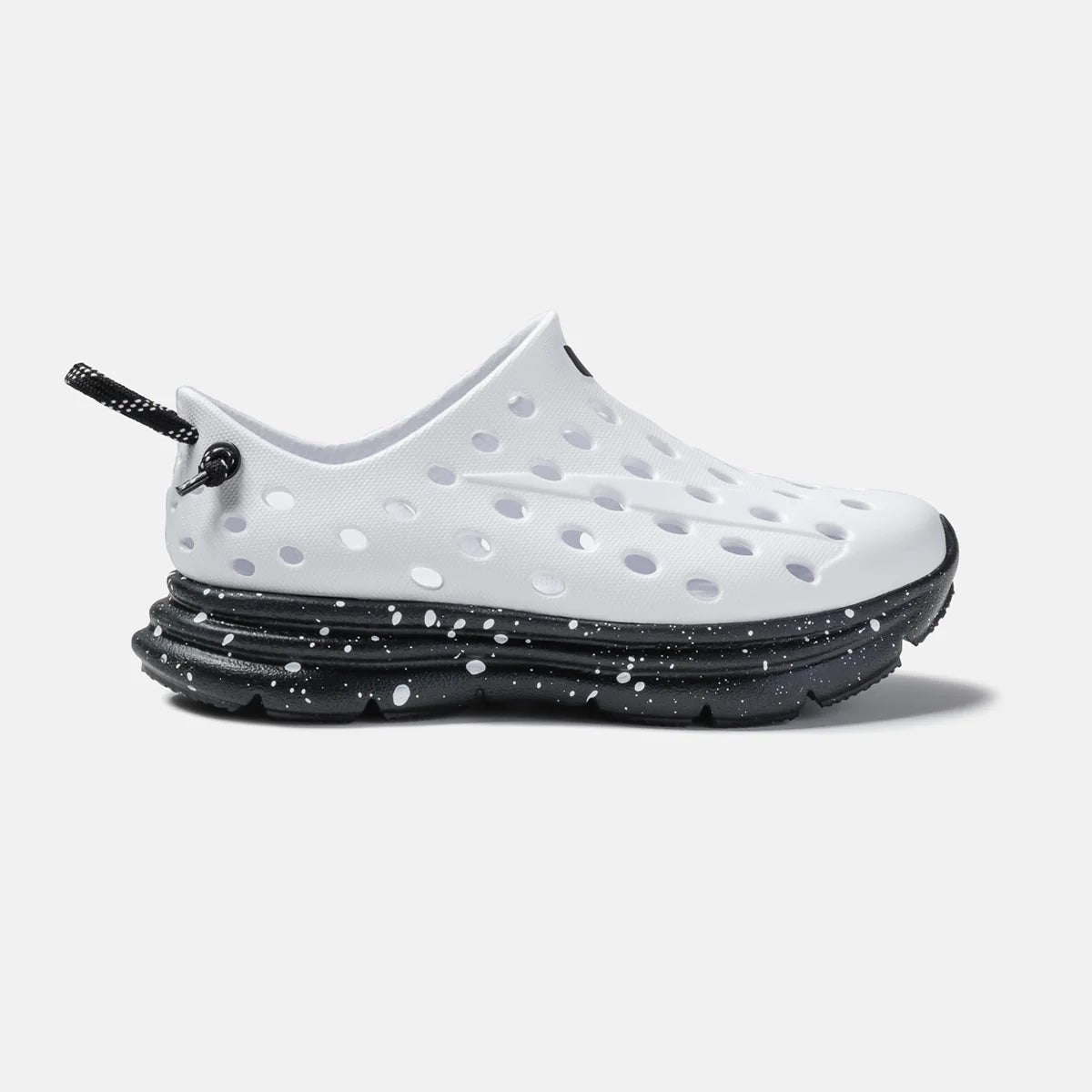 #color_white-black-speckle