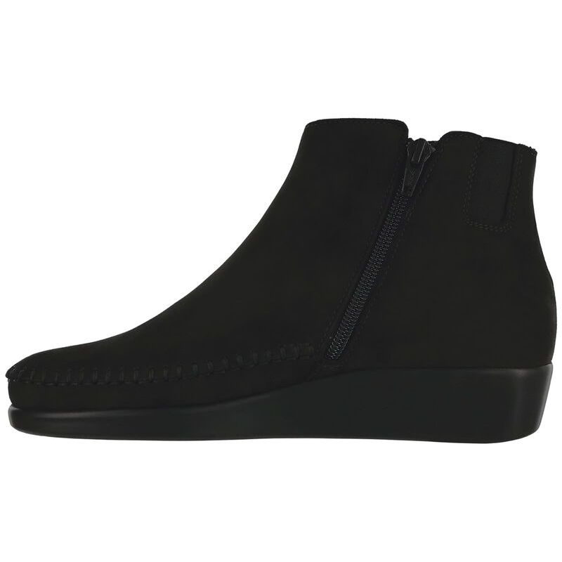 SAS Women's Jade Ankle Boot in Onyx