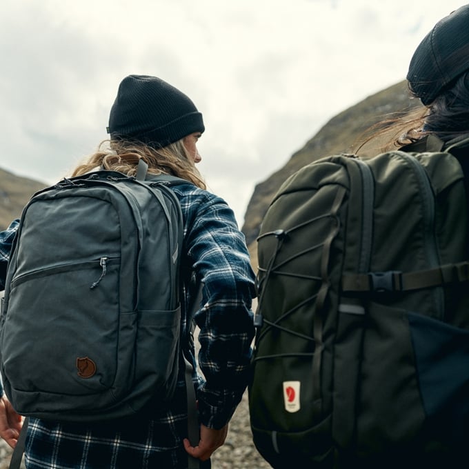 Fjallraven Raven 28 in Port  Accessories
