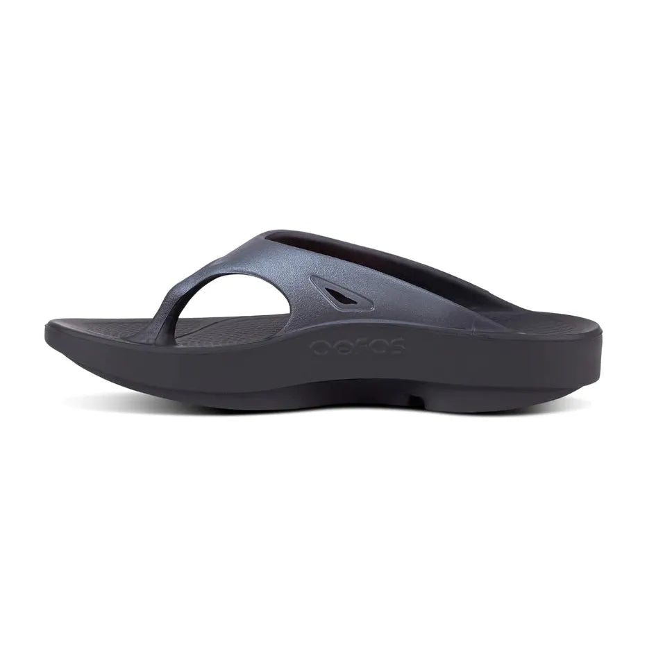 Oofos Ooriginal Sport Sandal in Graphite  Unisex Footwear