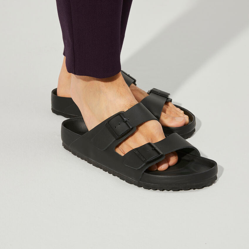 Birkenstock Men's Arizona Leather in Black  Footwear