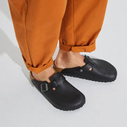 Birkenstock Men's Boston Grip Leather in Vintage Wood Black  Men's Footwear