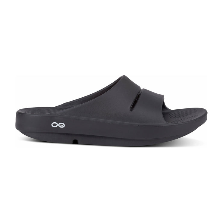 OOFOS Unisex Ooahh Slide Sandals in Black  Men&