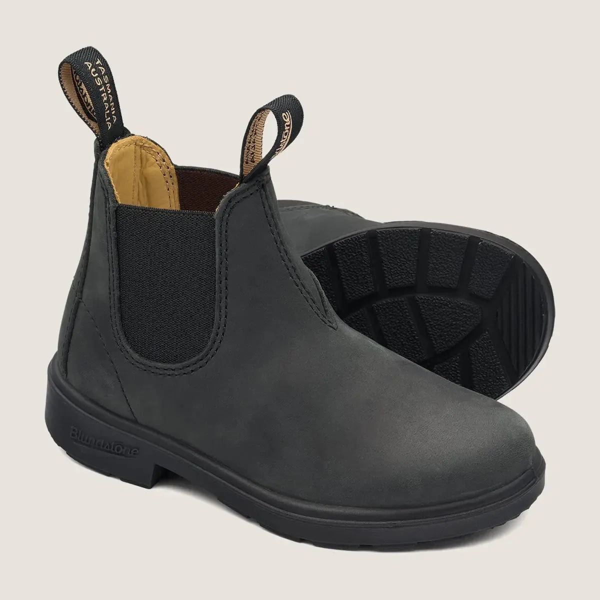Blundstone Kids Series 1325 Premium Leather Chelsea Boots in Rustic Black  Kid's Boots