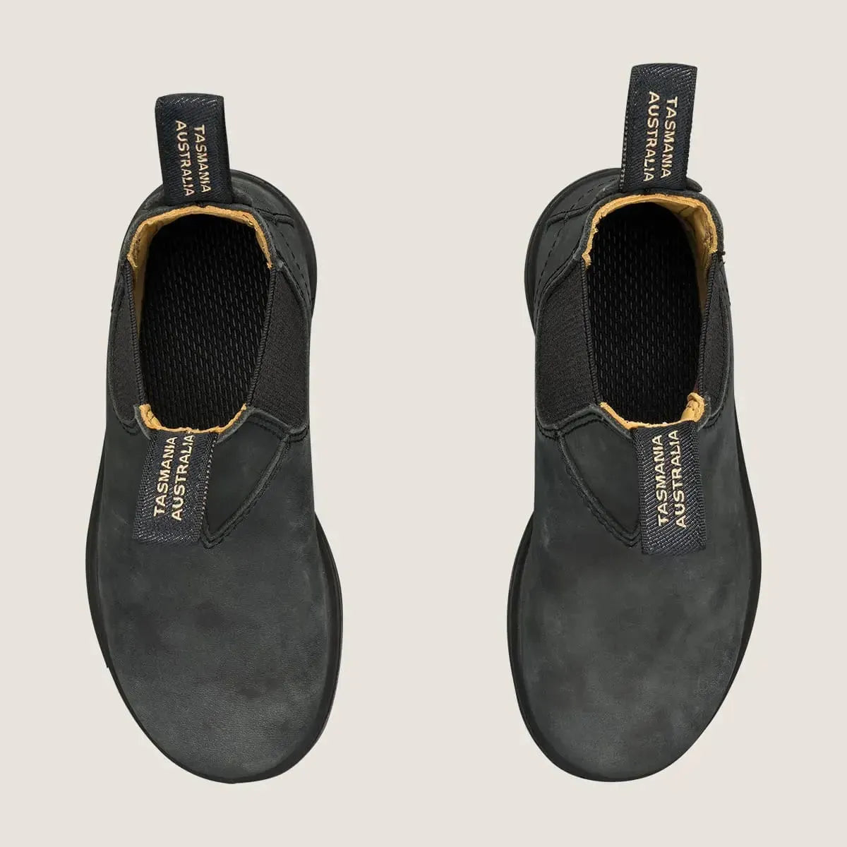 Blundstone Kids Series 1325 Premium Leather Chelsea Boots in Rustic Black  Kid's Boots