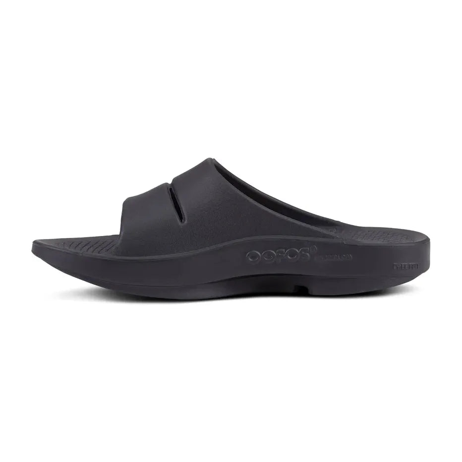 OOFOS Unisex Ooahh Sports Sandals in Black Matte  Men's Footwear