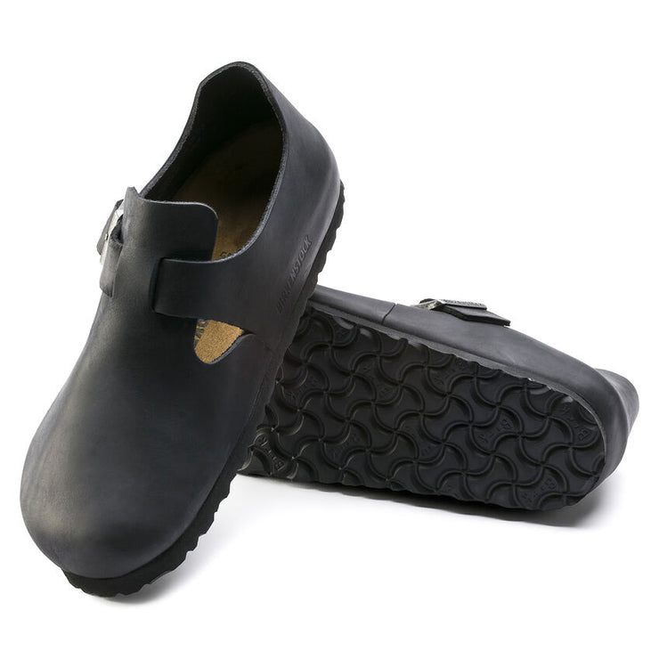 Birkenstock London Oiled Leather Classic Footbed in Black  Men&