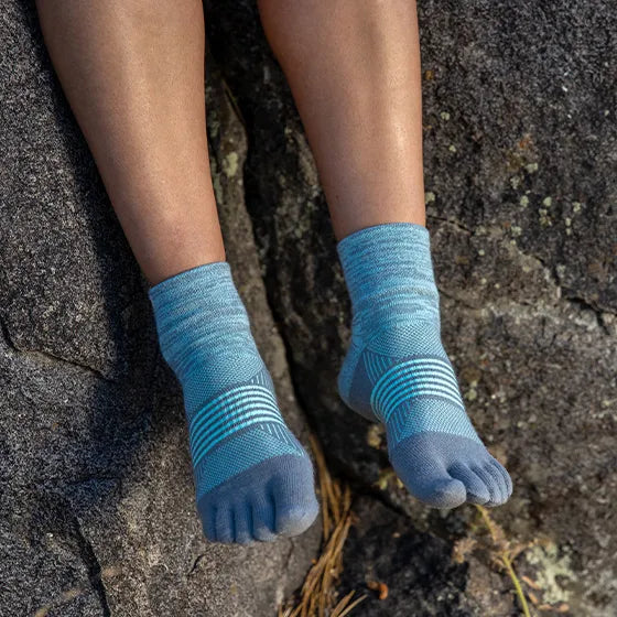 Injinji Women's Trail Mid Weight Mini Crew Socks in Mint  Footwear