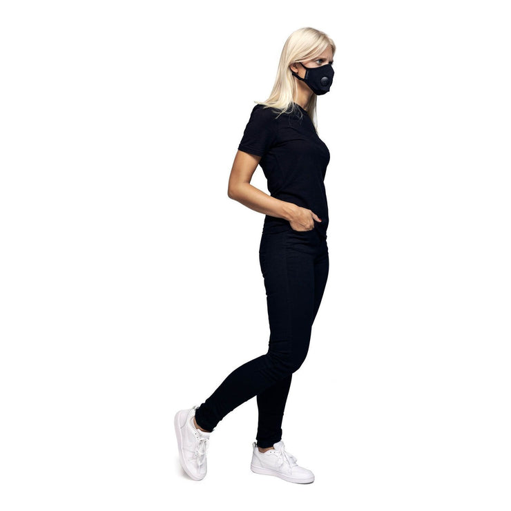 Airinum Urban Air Mask 2.0 in Onyx Black