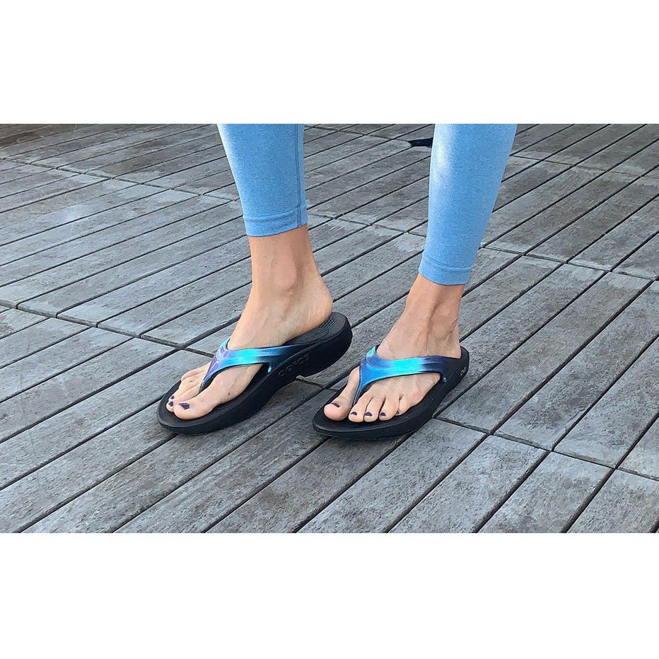 OOFOS Women's OOlala Luxe in Atlantis  Women's Footwear