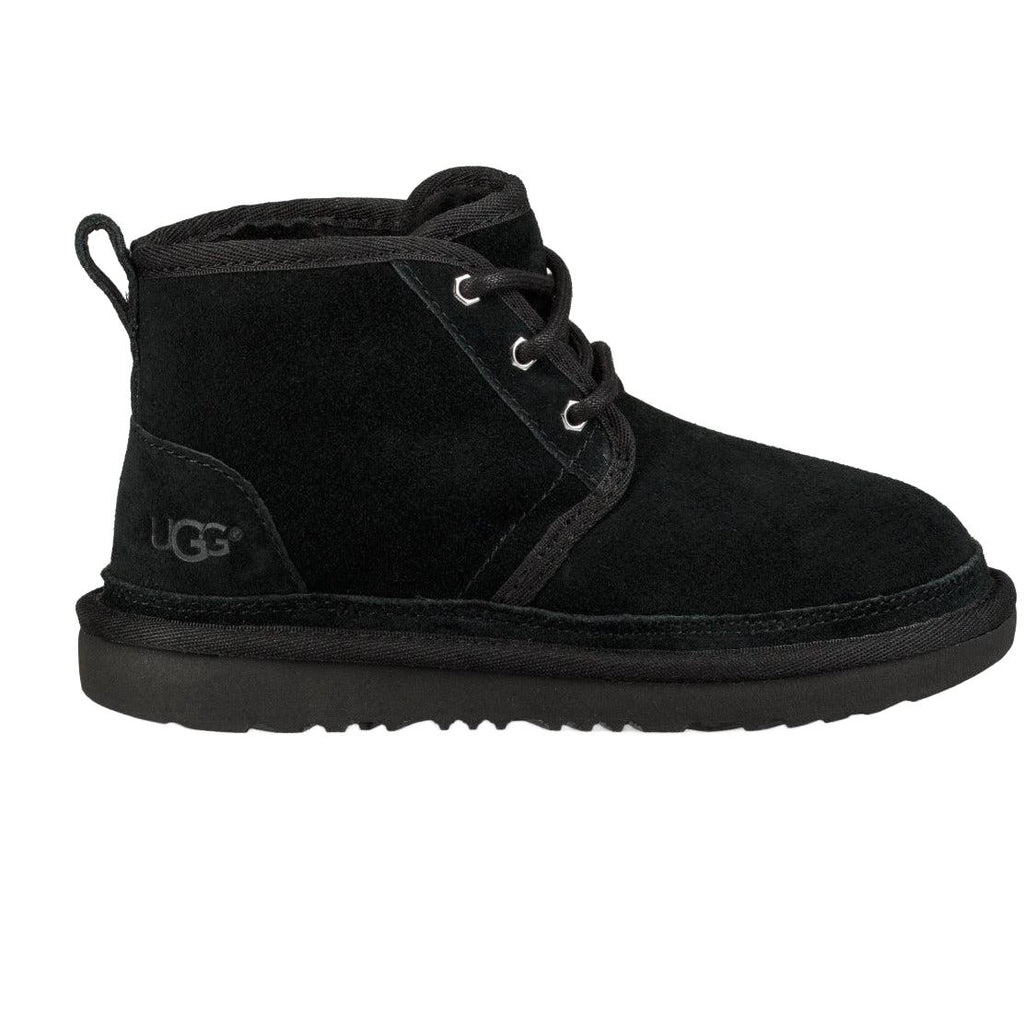 UGG Neumel Chelsea Suede Chukka Boot size 3 Black kids Boys main image 3
