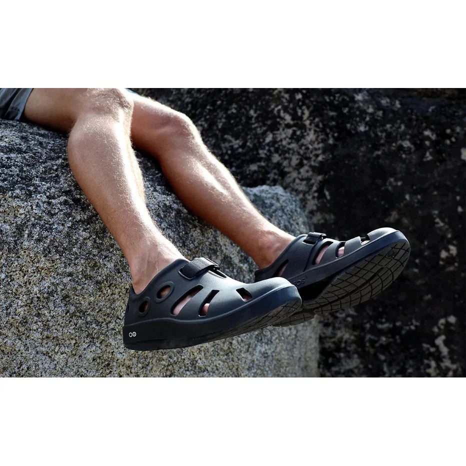 OOFOS OOcandoo Sandal in Black  Shoes